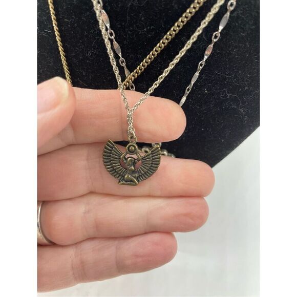 BETSEY JOHNSON Angel Winged Goddess Collection Layered Necklace. - Picture 5 of 8